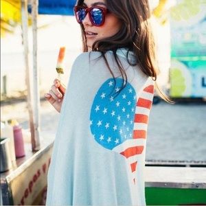 NWOT✨WILDFOX Swim American Flag Heart Cover-Up